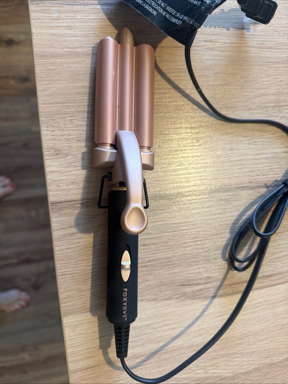 FoxyBae Triple Barrel Waver - Rose Gold/Black